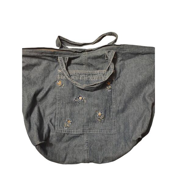 American Vintage Handbags - Vintage Y2K‎ Denim embroidered Floral Purse Bohemian Cottagecore Grandmacore